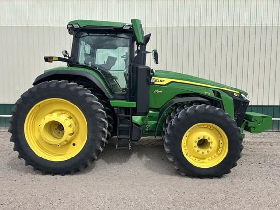 Image of John Deere 8R 370 equipment image 2