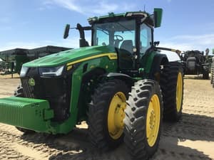 2023 John Deere 8R 370 Image
