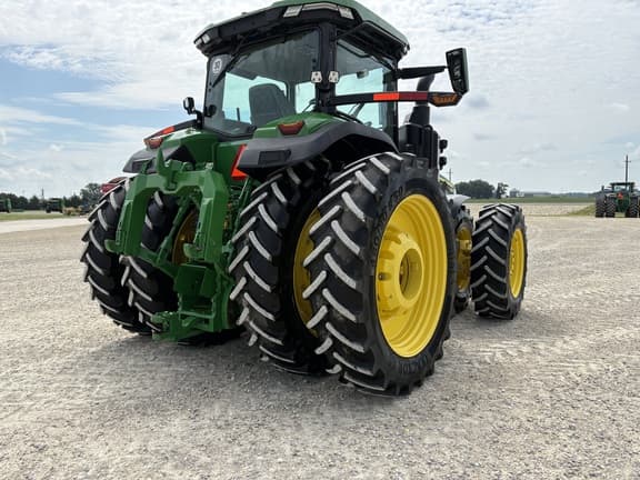 Image of John Deere 8R 370 equipment image 4
