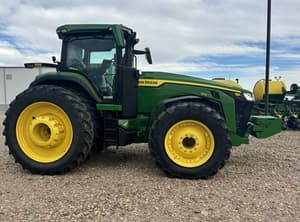 2023 John Deere 8R 370 Image