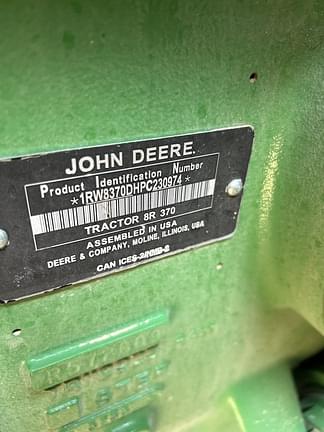 Image of John Deere 8R 370 equipment image 2