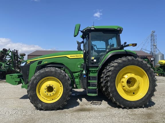 Image of John Deere 8R 370 equipment image 1