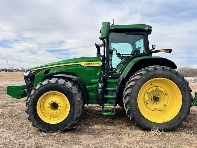 Image of John Deere 8R 370 equipment image 2