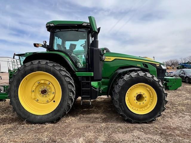 Image of John Deere 8R 370 equipment image 3
