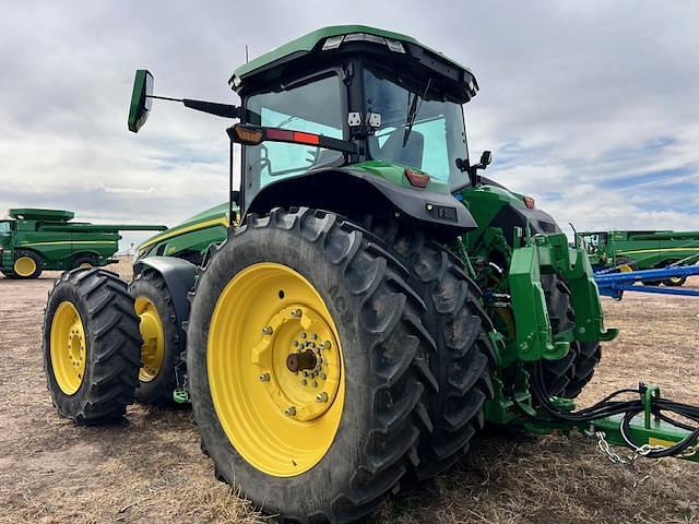 Image of John Deere 8R 370 equipment image 4