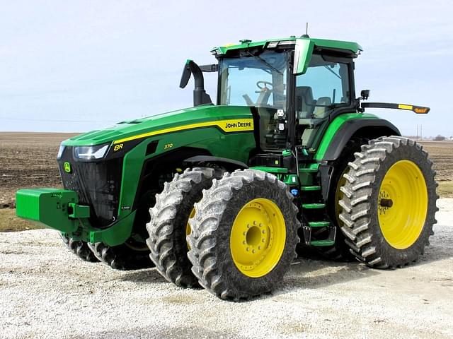 Image of John Deere 8R 370 equipment image 1