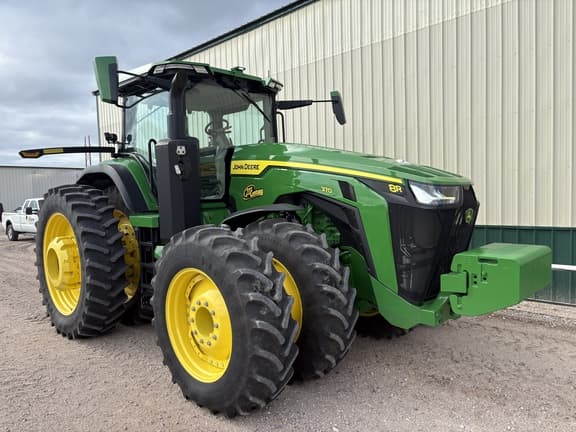 Image of John Deere 8R 370 equipment image 2
