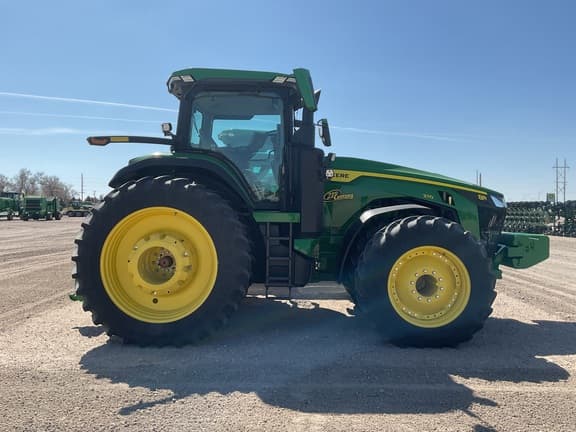 Image of John Deere 8R 370 equipment image 3