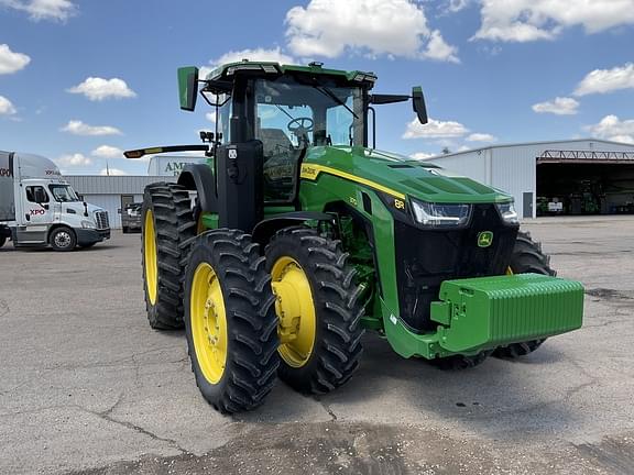 Image of John Deere 8R 370 equipment image 1