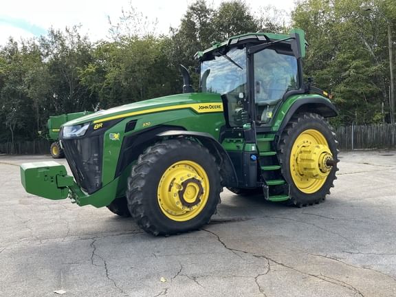 2023 John Deere 8R 370 Equipment Image0