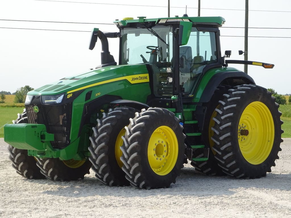2023 John Deere 8R 370 Equipment Image0