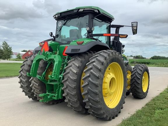 Image of John Deere 8R 370 equipment image 4
