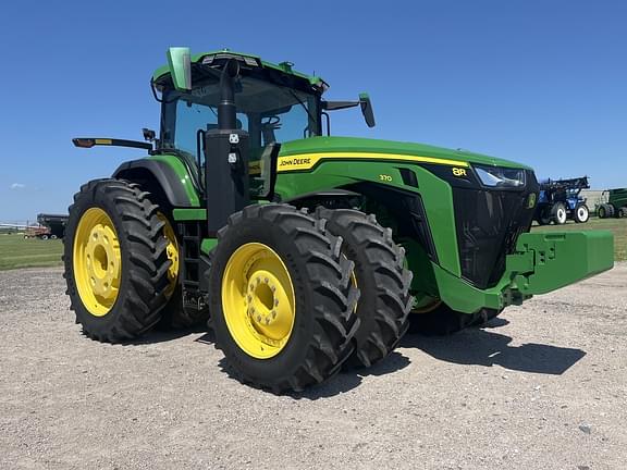 Image of John Deere 8R 370 equipment image 2