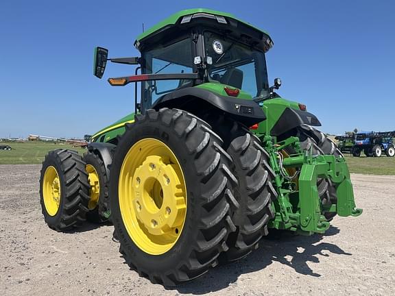 Image of John Deere 8R 370 equipment image 3