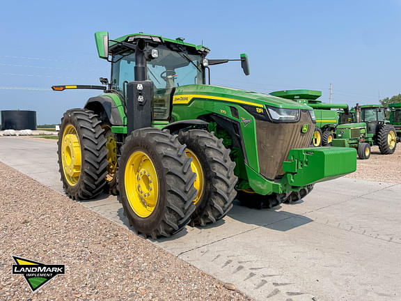 Image of John Deere 8R 370 equipment image 2