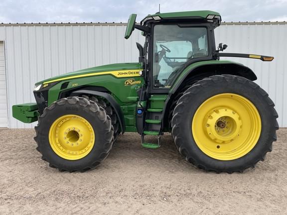 Image of John Deere 8R 370 equipment image 1