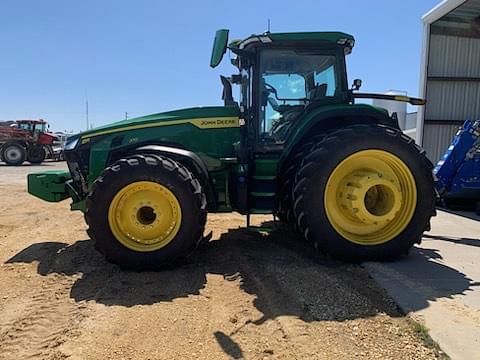 Image of John Deere 8R 370 equipment image 3