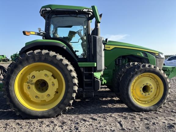 Image of John Deere 8R 370 equipment image 3
