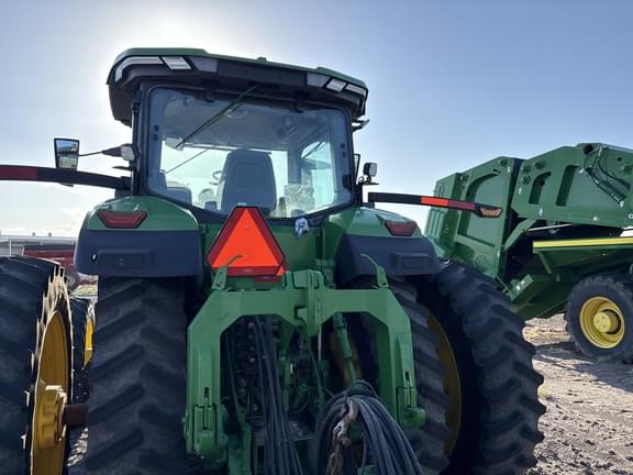Image of John Deere 8R 370 equipment image 1