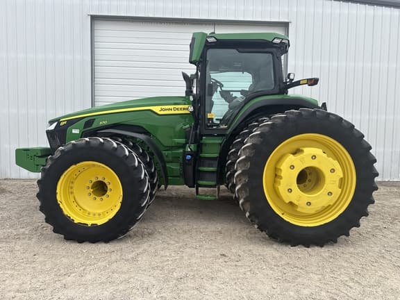 Image of John Deere 8R 370 Primary image