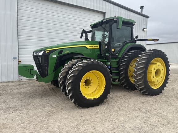 Image of John Deere 8R 370 equipment image 1