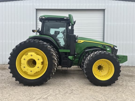 Image of John Deere 8R 370 equipment image 3