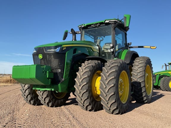 2023 John Deere 8R 370 Equipment Image0