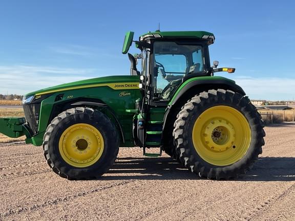 Image of John Deere 8R 370 equipment image 2