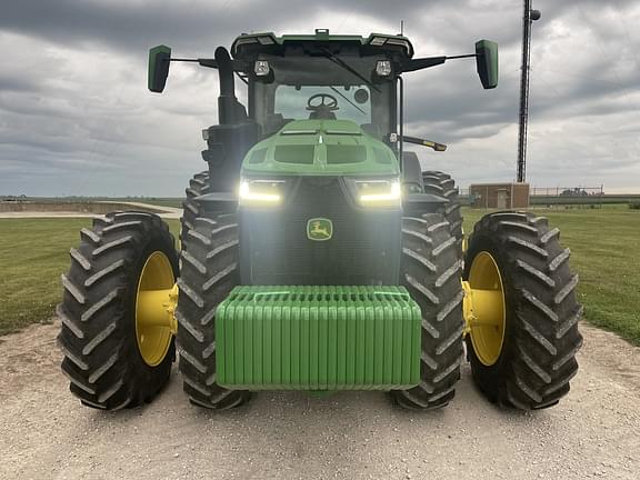 Image of John Deere 8R 370 equipment image 1