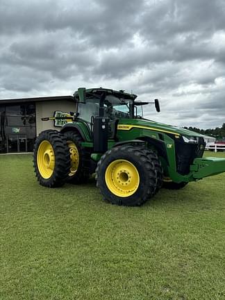 Image of John Deere 8R 370 equipment image 1