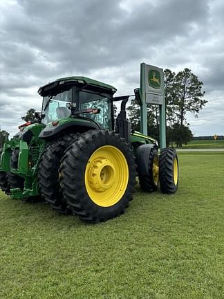 Image of John Deere 8R 370 equipment image 2