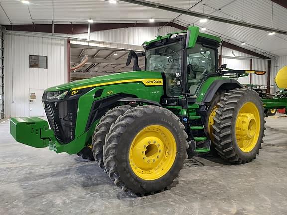 Image of John Deere 8R 370 equipment image 1