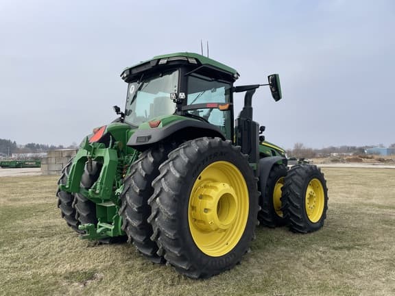 Image of John Deere 8R 370 equipment image 4