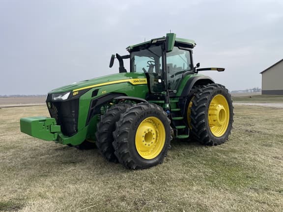 Image of John Deere 8R 370 Primary image