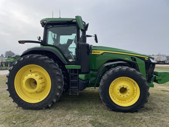 Image of John Deere 8R 370 equipment image 3