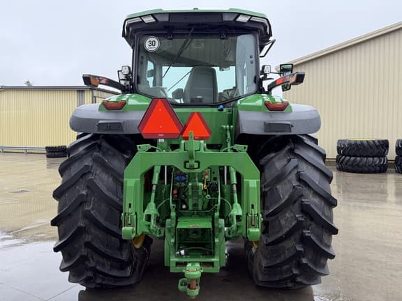 Image of John Deere 8R 370 equipment image 3