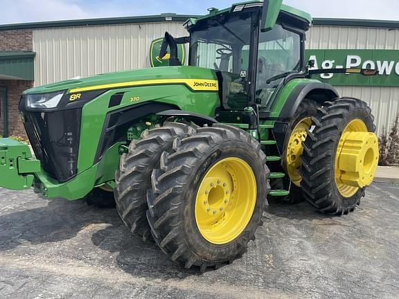 Image of John Deere 8R 370 equipment image 2