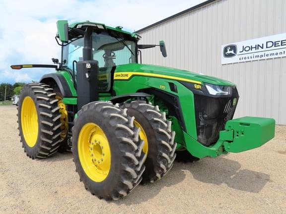 Image of John Deere 8R 370 equipment image 4