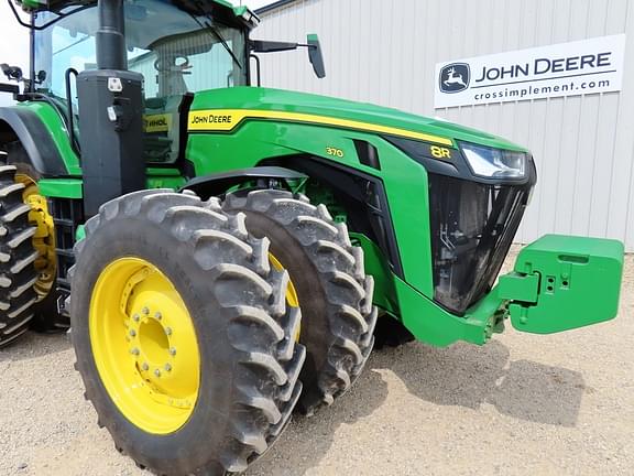 Image of John Deere 8R 370 equipment image 3