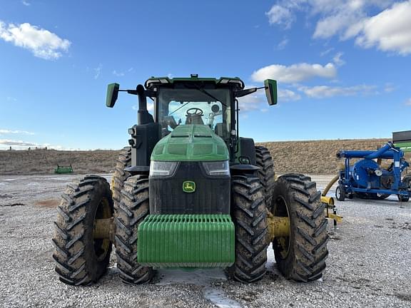 Image of John Deere 8R 370 equipment image 2