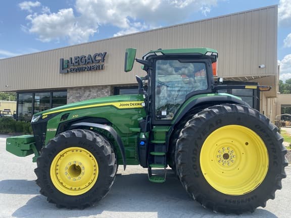 Image of John Deere 8R 370 equipment image 1