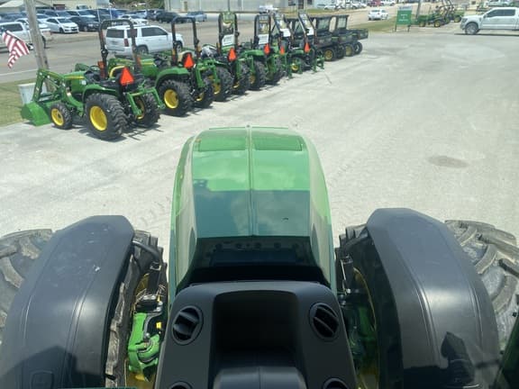Image of John Deere 8R 370 equipment image 3
