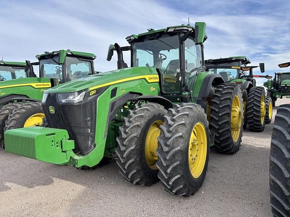 Image of John Deere 8R 370 equipment image 1