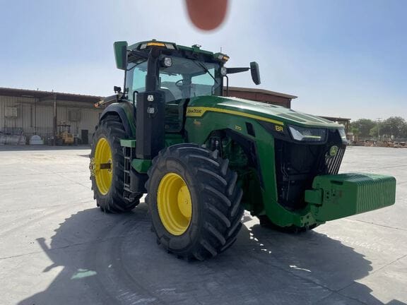 2023 John Deere 8R 370 Equipment Image0