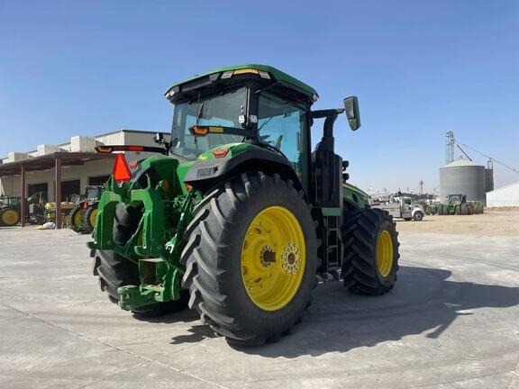 Image of John Deere 8R 370 equipment image 2