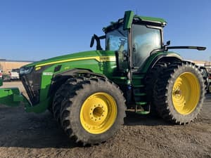 2023 John Deere 8R 370 Image