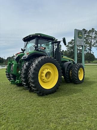 Image of John Deere 8R 370 equipment image 2