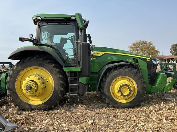 Image of John Deere 8R 370 Primary image