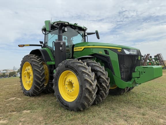 Image of John Deere 8R 370 equipment image 2