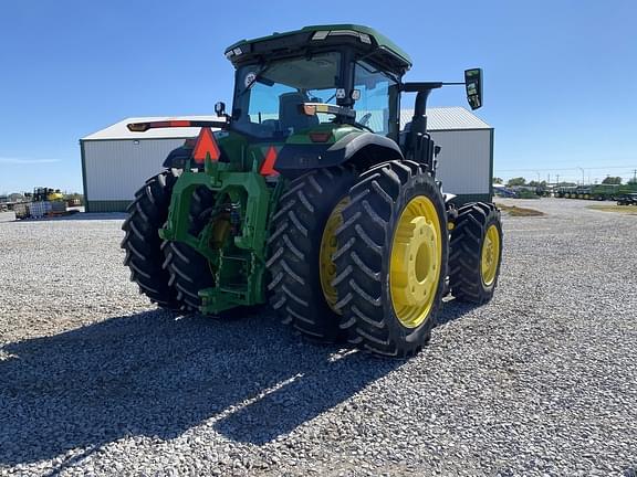 Image of John Deere 8R 370 equipment image 3